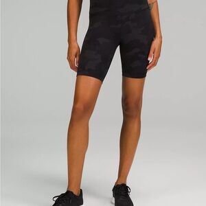 Lululemon Align Camo Shorts Women’s Black Camo High-Rise Bike Shorts